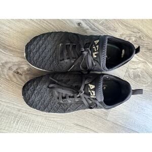 APL TechLoom Phantom Sneakers Women’s 7.5 Black Knit Running Athletic